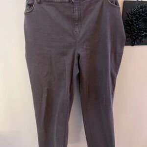 Casual Straight-Leg Pants in Charcoal Btown